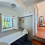 Yourhome - La Casa Di Chiara Nyaraló *